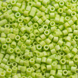 SMGE бисер Т-167 цилиндр Yellow Green 1.5х2мм цена за 10г 